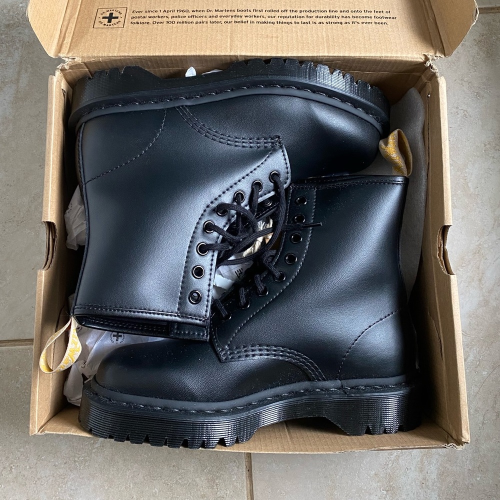 Dr Martens Vegan 1460 Bex Mono Lace up Boots